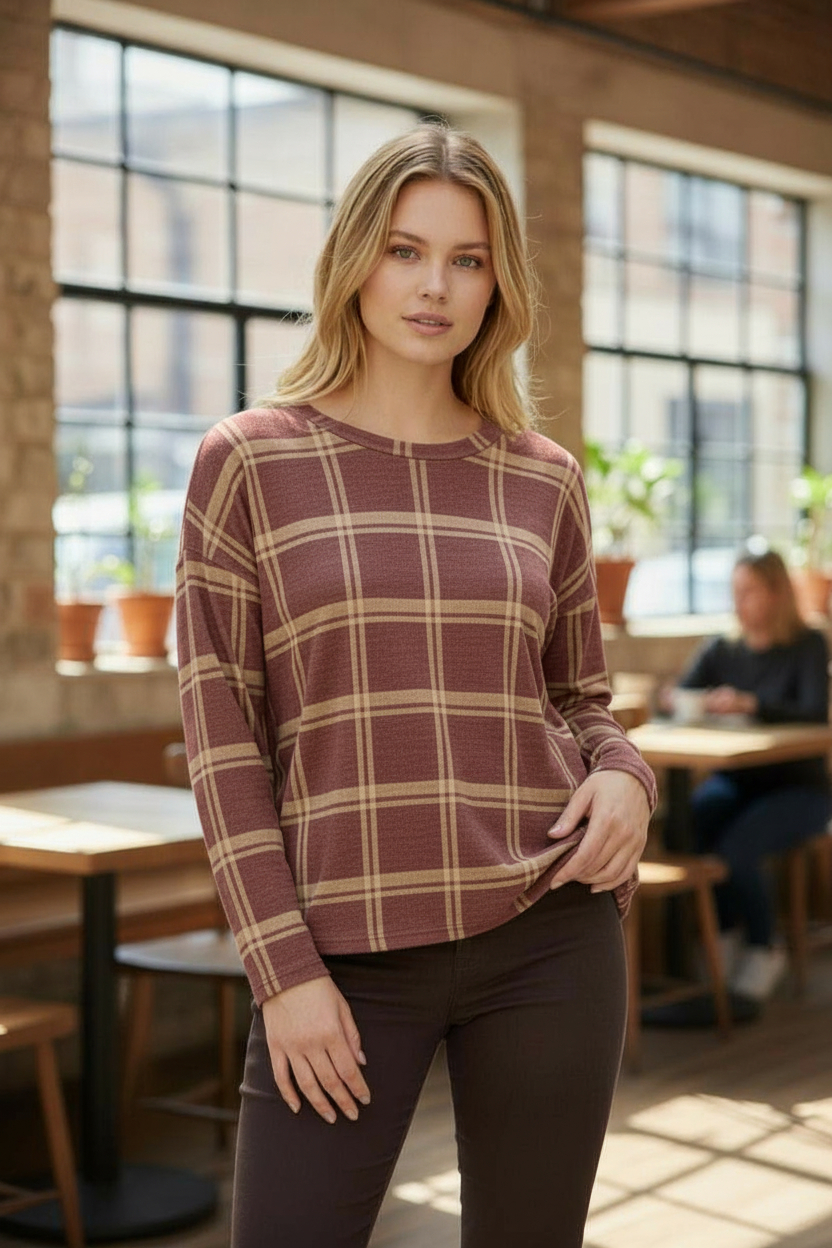 BU PLAID PRINT TOP