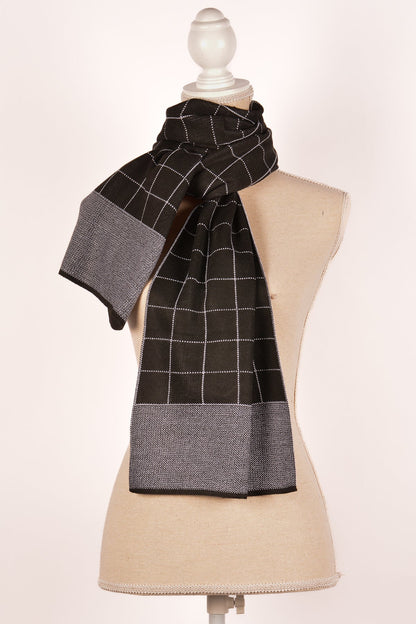 BK PLAID SCARF 12X72"