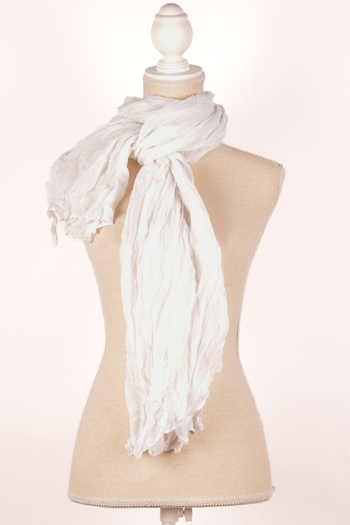 WH SOLID CRINKLE SCARF 28X72