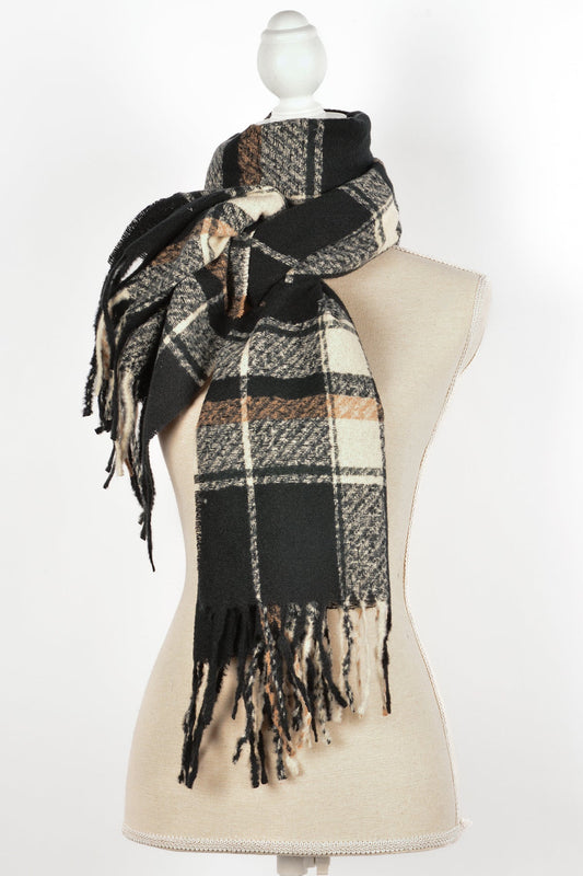 BK PLAID SCARF 26X72"