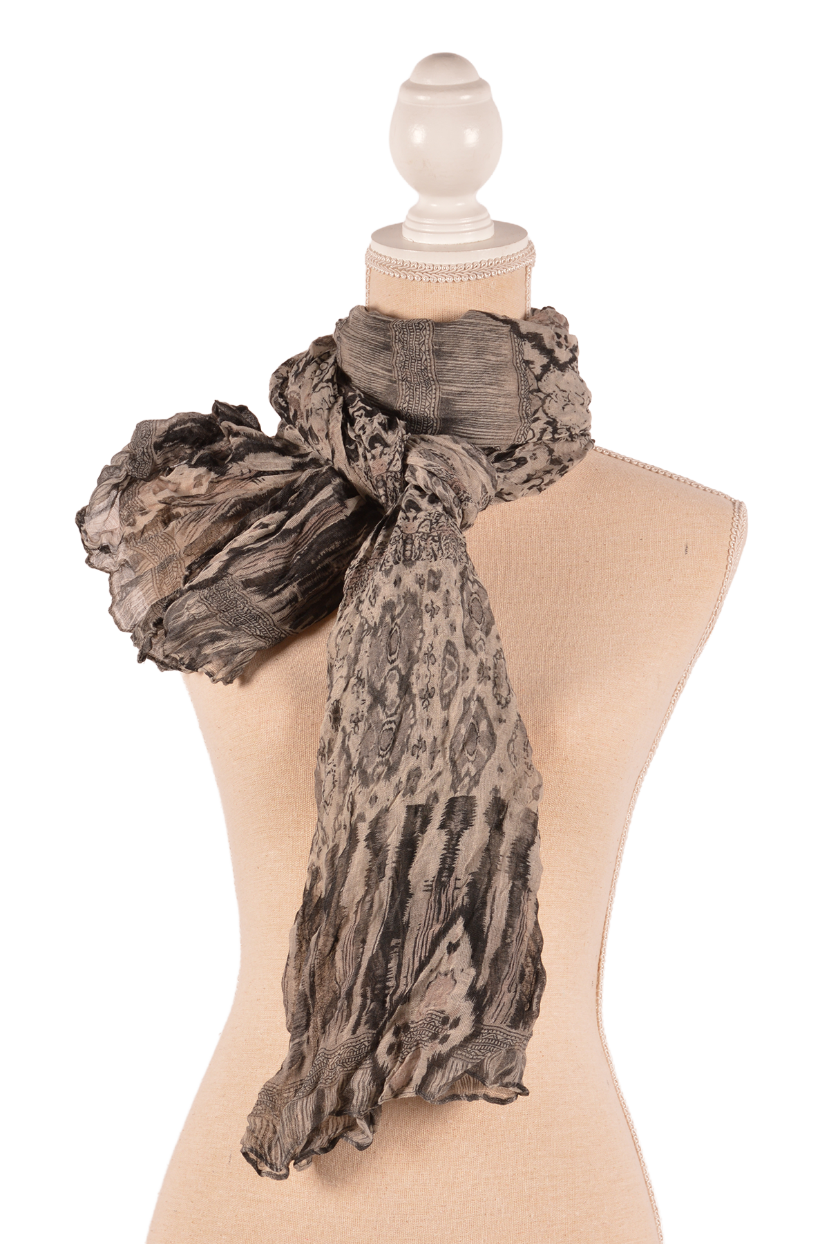 BK 31.5X71" CRINKLE SCARF