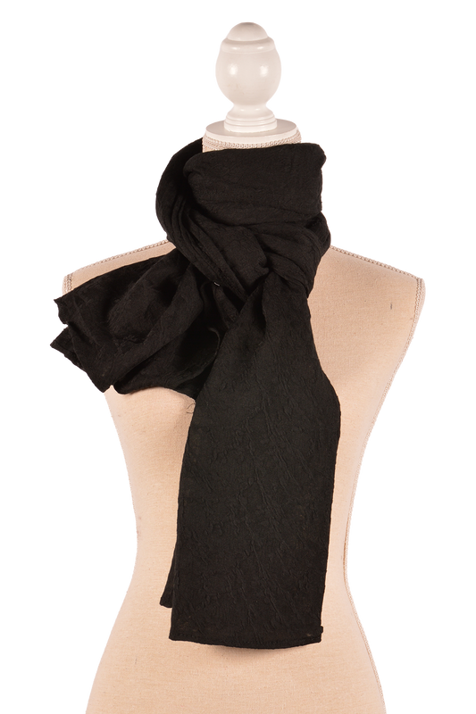BK 27.5X71" LACE PRINT SCARF