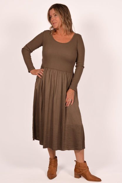 BR DRESS W/SATIN SKIRT