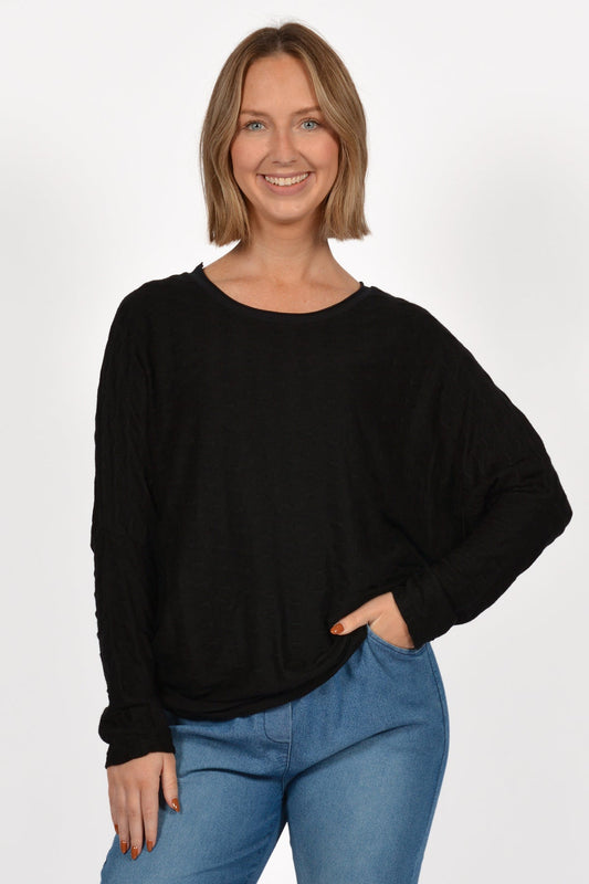 BK PATTERNED KNIT TOP