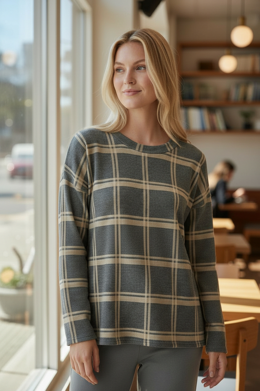 BK PLAID PRINT TOP