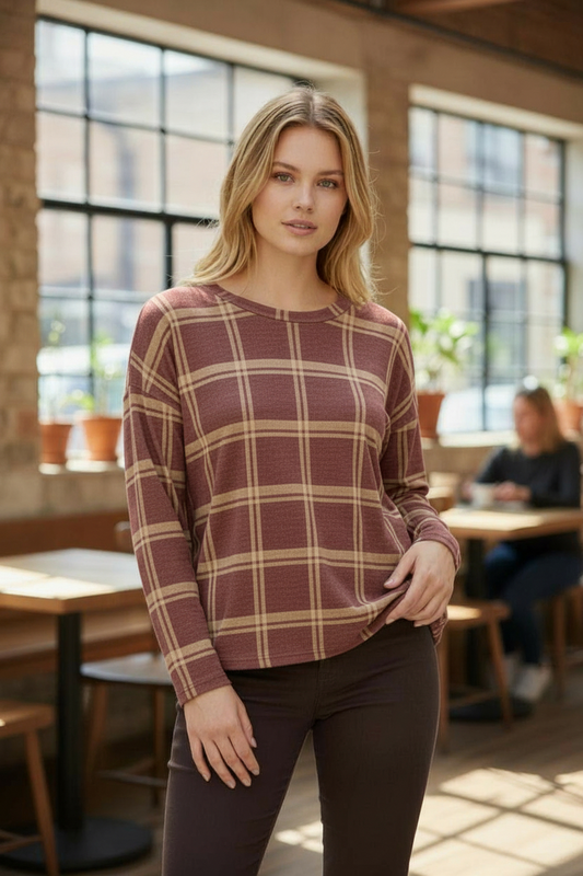BU PLAID PRINT TOP