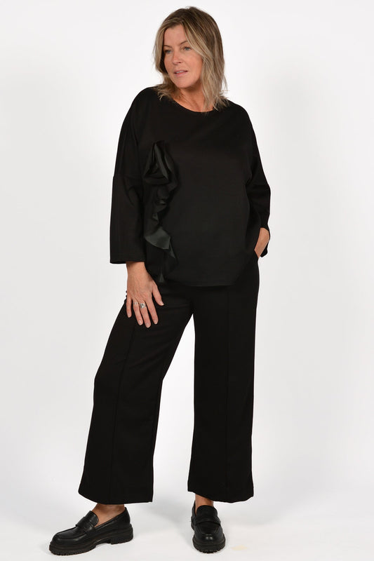 BK ROSE APPLIQUE TOP