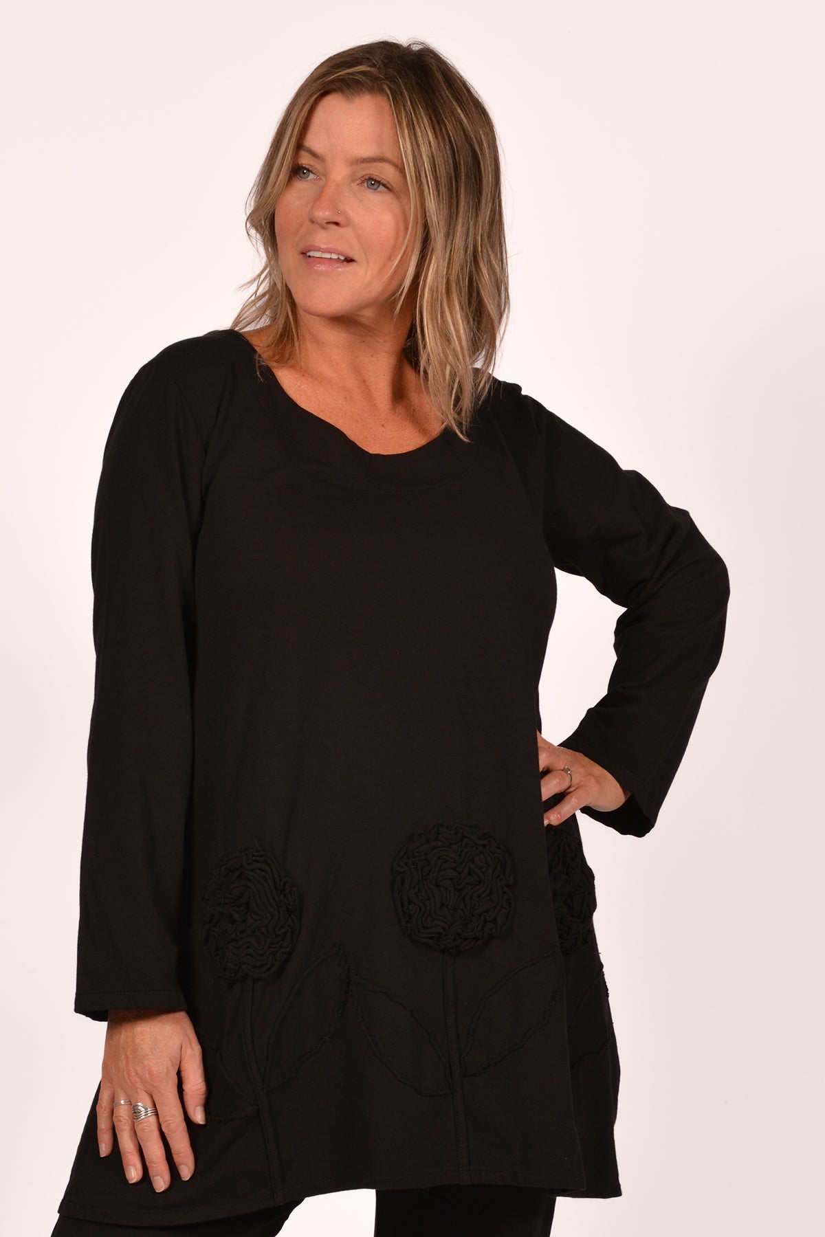BK ROSE APPLIQUE TUNIC