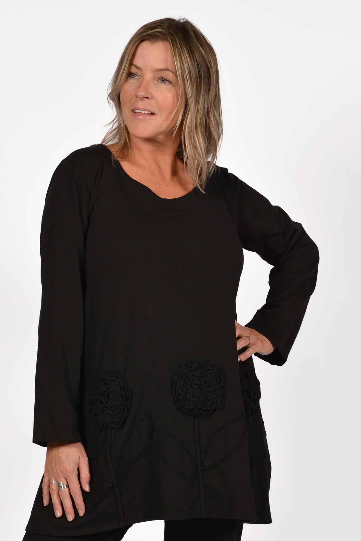 BK ROSE APPLIQUE TUNIC